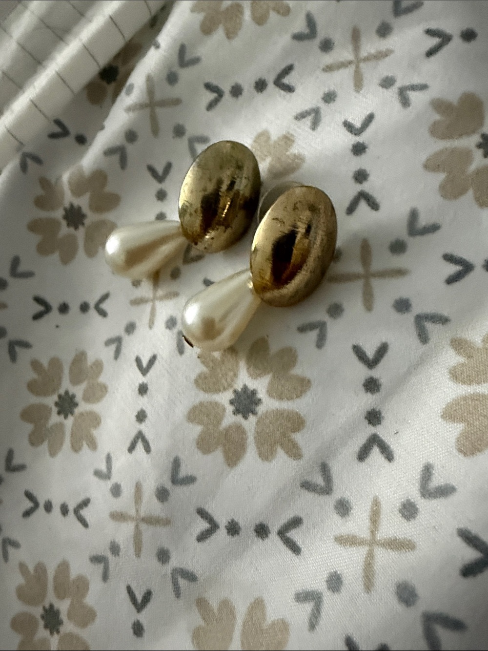 Gold Pearl Drop Earrings - Elegant Women's Jewelry